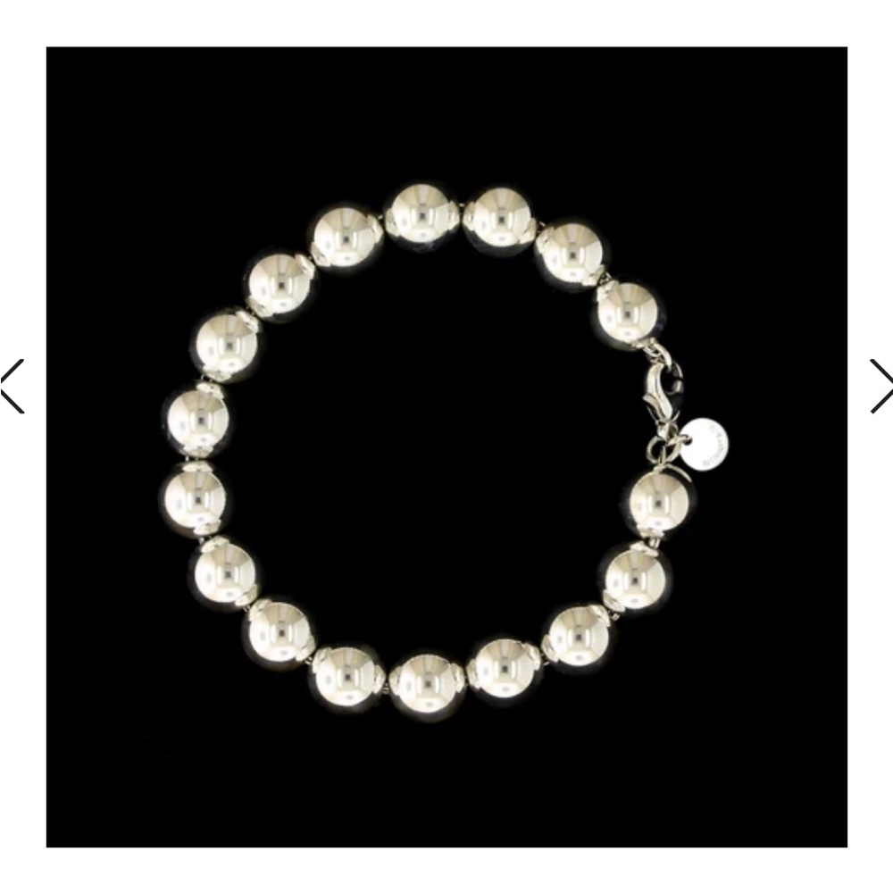 Tiffanys I Silver Beaded Bracelet